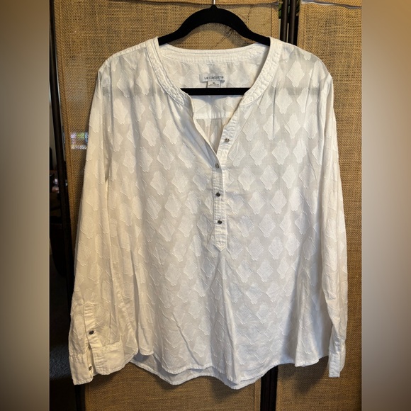 Liz Claiborne Tops - Liz Claiborne White Textured Long Sleeve Henley Style Blouse